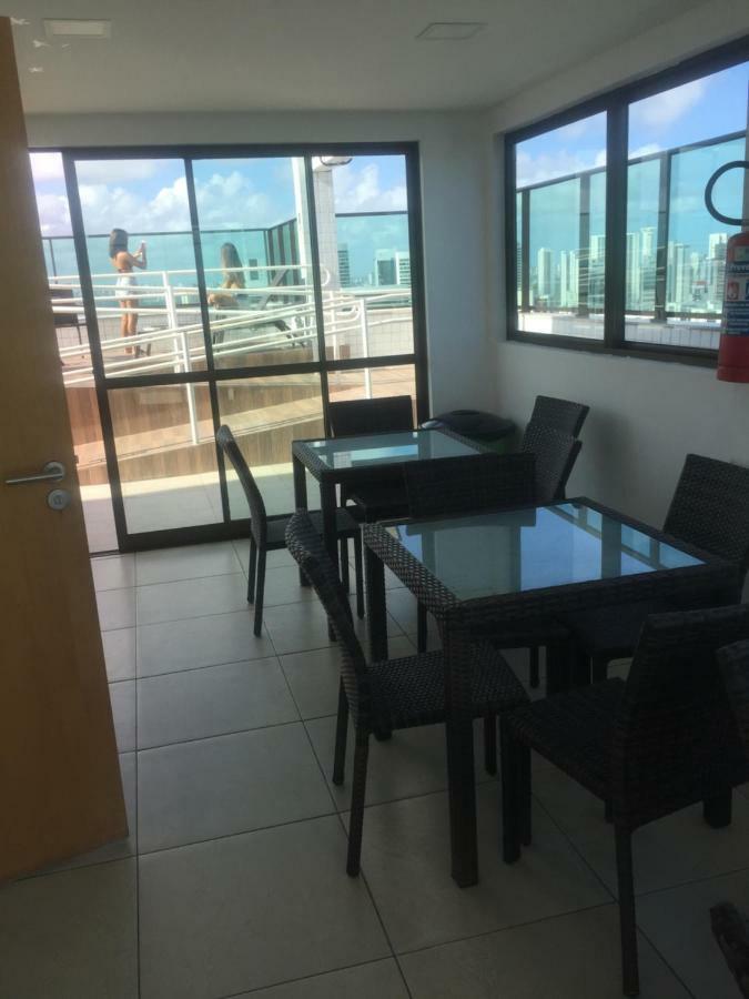 Golden Shopping Service Apartment *
